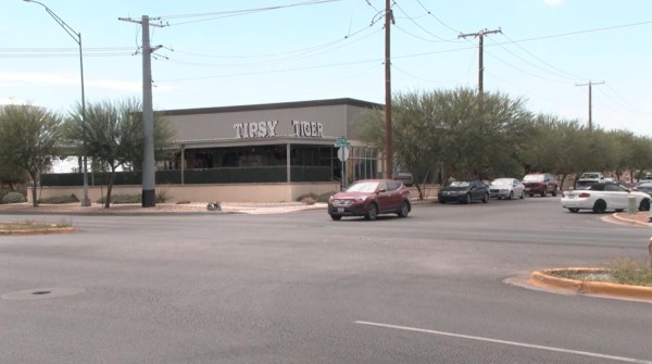 Agentes de alcoholes de Texas detienen a sospechoso tras tiroteo