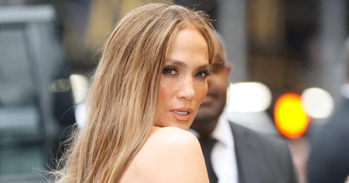 EXCLUSIVE: Jennifer Lopez Struggled With Slump And Ben Affleck Split