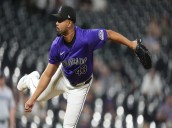 Anthony Molina en relevo por Rockies se llevó la victoria sobre Cascabeles