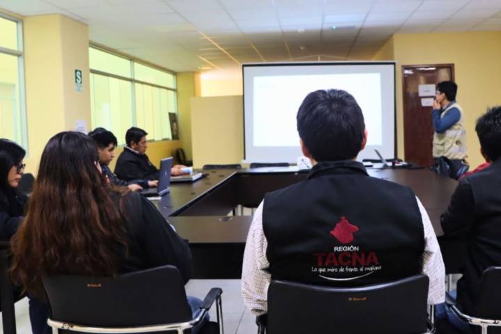 OEFA brinda asistencia técnica a Tacna para monitoreo de la calidad del aire