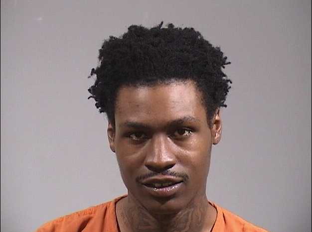 Man charged in connection with deadly shooting at Warren convenience store