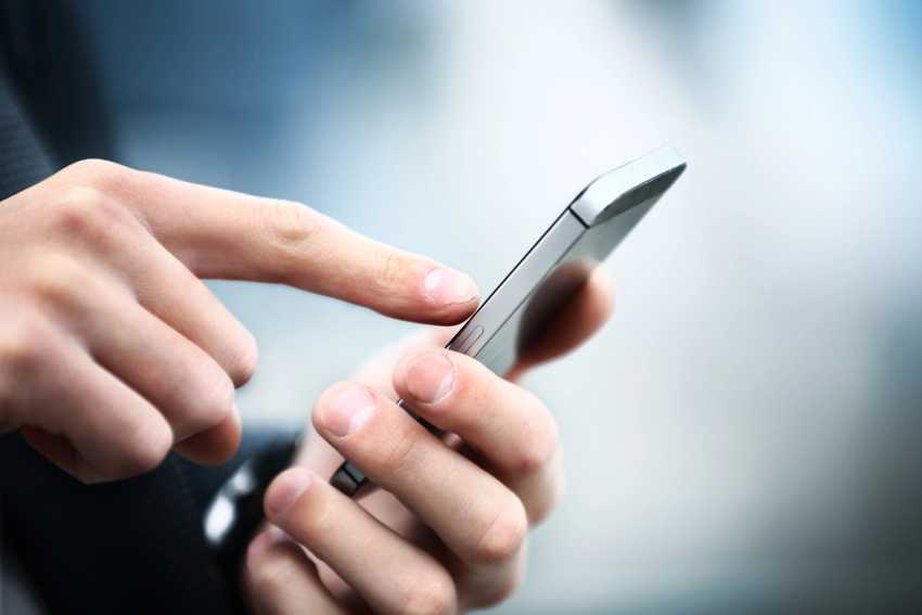 How to protect phones from overheating in summer