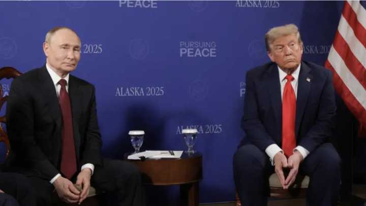 Putin acordó con Trump permitir «sólidas garantías de seguridad» a Ucrania