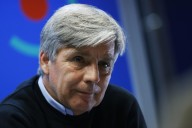 Expresidente del fútbol chileno anuncia que logró firmas para ser candidato presidencial