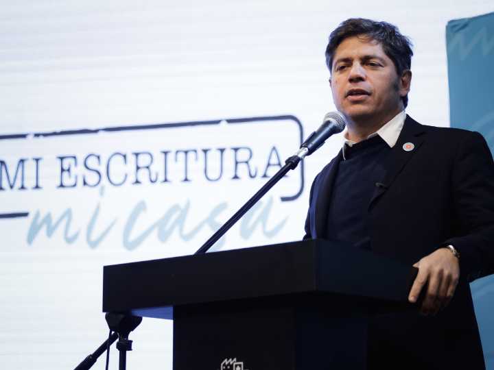 Kicillof aseguró que Fuerza Patria será competitiva en la elección legislativa en Provincia y cruzó a Milei: "No es el dueño del circo, es un payaso"