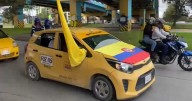 Autoridades de Bogotá se reúnen con taxistas para dialogar tras nuevas manifestaciones