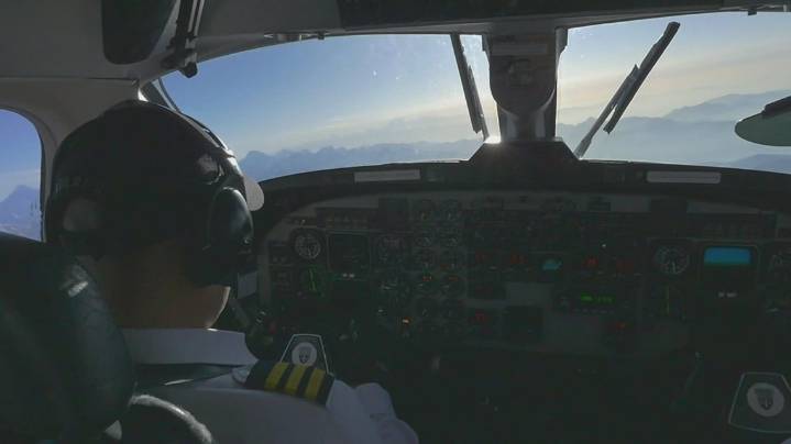 New FAA head meets Flight 3407 families amid safety law concerns