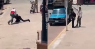 Todo por una infracción: automovilista golpea a un policía en Calpulalpan, Tlaxcala