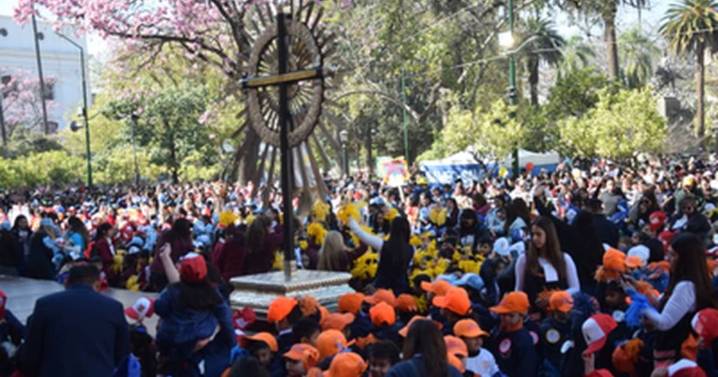 Milagro de los niños: más de 2.400 chicos coparon la Catedral en una gran jornada