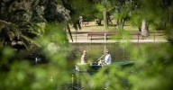Refugios climáticos: el antídoto para sobrevivir a una ola de calor sin rascarse el bolsillo