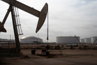 Oil slips as market weighs end of US summer driving and India supply dilemma
