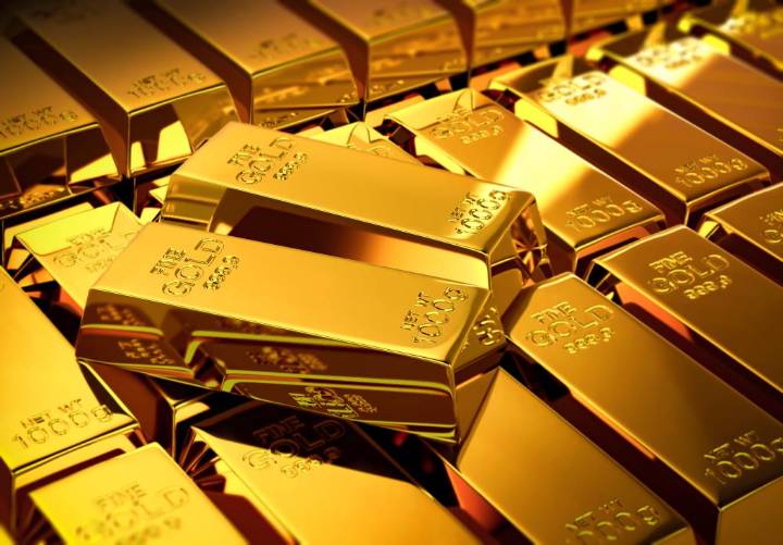 Gold futures hit all-time high as tariff uncertainty sparks turmoil