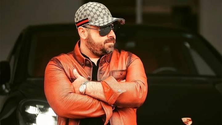 Asesinan a tiros al 'influencer' relacionado con el narcotráfico Camilo Ochoa mientras estaba con su mujer en casa