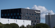 Sabadell reparte 370 millones entre sus accionistas, obligando a BBVA a ajustar el precio de la OPA