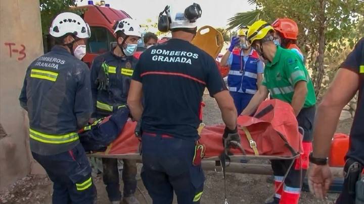 Fallecen dos trabajadores tras el incendio de una nave de aceite en Pinos Puente