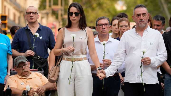 Barcelona recuerda a las víctimas del atentado del 17A en su octavo aniversario