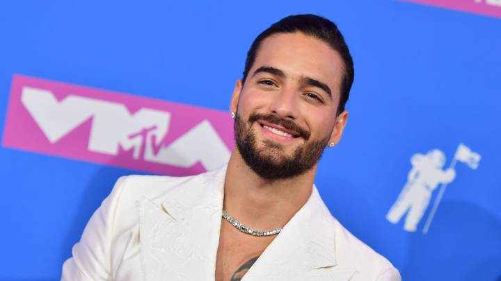 Maluma muestra por primera vez la cara de su hija