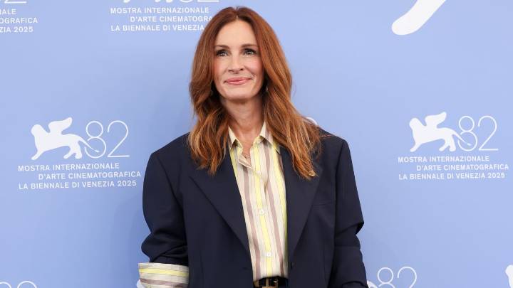 Julia Roberts Wears Versace Designer Dario Vitale’s Debut Look in Venice