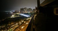 Puente de la Paz | Así es vivir frente al puente Miraflores-Barranco y con una luz a tope: el reclamo narrado desde dentro