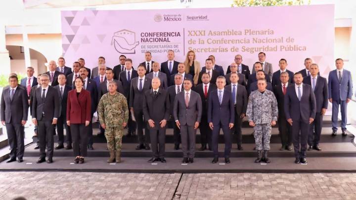 Pide Gertz Manero a secretarios de seguridad del país que asuman responsabilidades