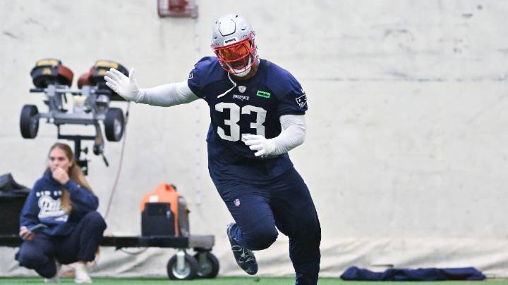 Patriots make Anfernee Jennings, Kyle Dugger available in trade: Report