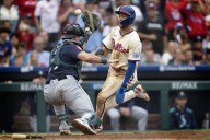Mariners pitcher receives death threats after bad outing