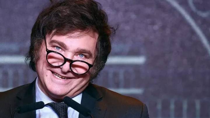 Milei defendió la nueva película de Francella porque "deja en evidencia la agenda hipócrita de los progres"