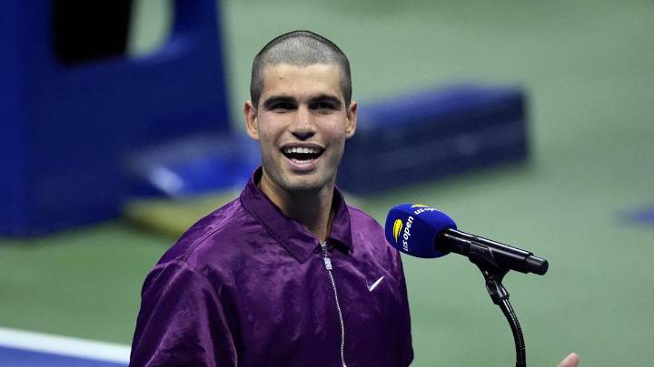 Carlos Alcaraz, sobre su nuevo look: “La verdad es que no me gusta. Mi hermano se equivocó con la máquina y la única forma de arreglarlo era afeitármelo por completo”