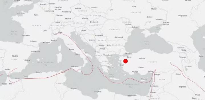 Fuerte sismo de magnitud 6.1 sacude Turquía: Reportan heridos y edificios derrumbados