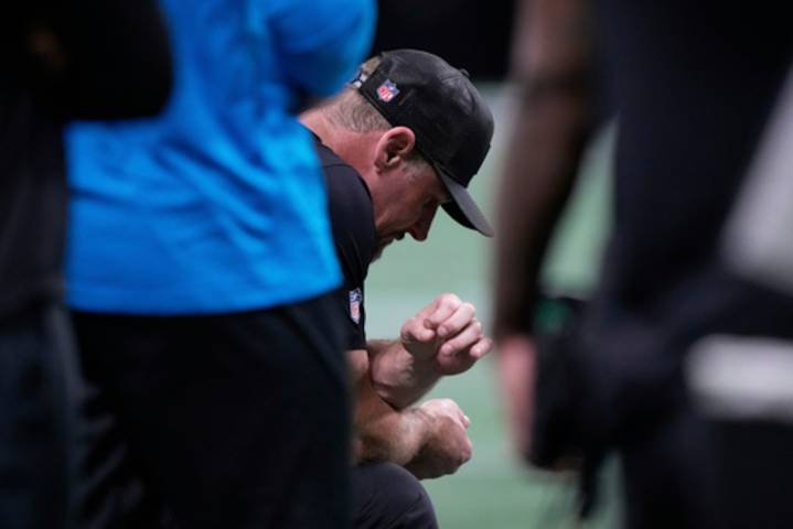 Lions’ Dan Campbell offers update on Morice Norris, calls Falcons coach ‘class act’