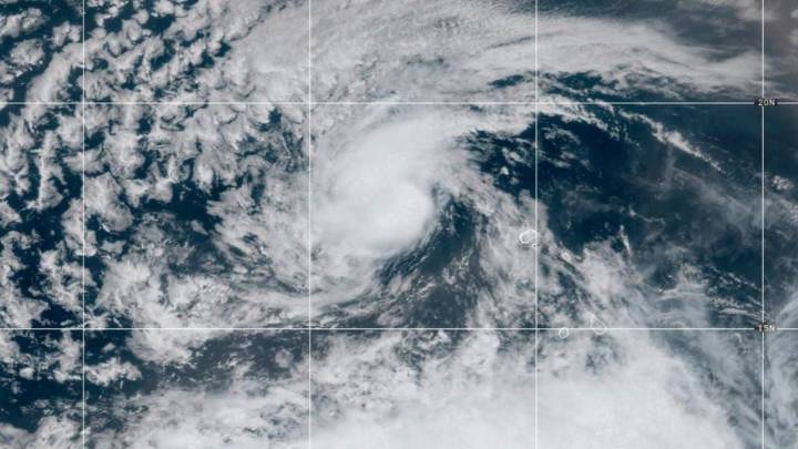 Tormenta tropical Erin se forma en el Atlántico y el huracán Henriette se fortalece en el Pacífico