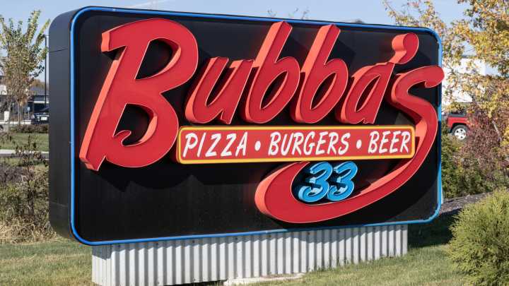 Your Ultimate Guide To This Rapidly Growing Restaurant Chain That's Owned By Texas Roadhouse