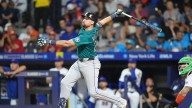 Cal Raleigh hits 47th homer, closing in on Salvador Perez’s catcher record