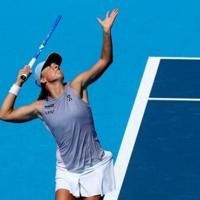 Swiatek plays down favorite status ahead of US Open