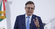 Se prohíbe la importación temporal de calzado terminado para proteger la industria nacional: Ebrard