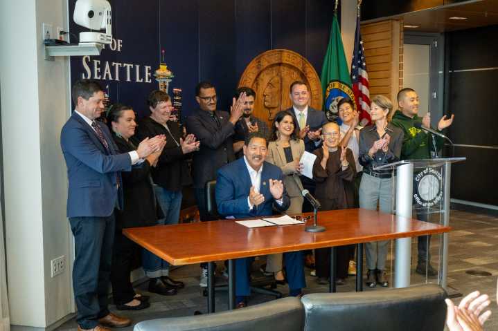 Council Approves, Mayor Harrell Signs Legislation to Send Small Business Tax Relief and Revenue Proposal to Seattle Voters  