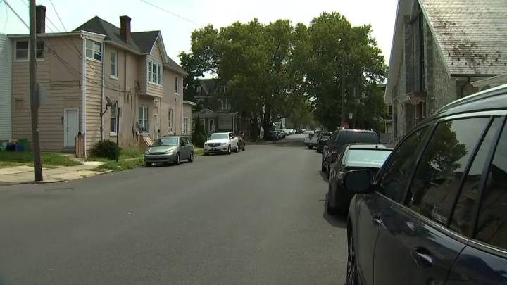 Pa. officer accused of hitting suspect during traffic stop
