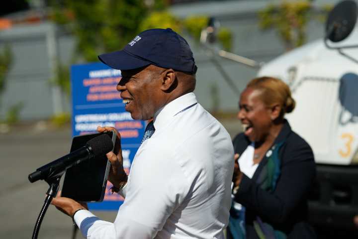Mayor visits Astoria to announce expansion of big-rig training program for justice