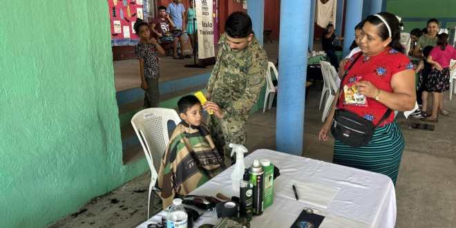 Personal Naval participó en “La Jornada De Paz” en la Escuela Primaria Rural Federal  “República de Bolivia”, en el Poblado de Tecominoacán, Municipio de Huimanguillo,  Tabasco.