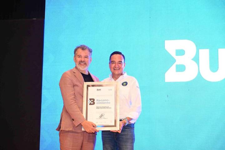 Reconocen a arquitecto zamorano Edgar González