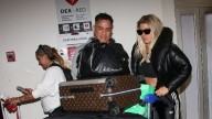 Wanda Nara fue fotografiada en el aeropuerto y un detalle en sus valijas llamó la atención