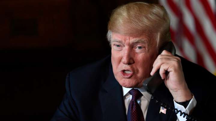 Donald Trump amenaza con revocar la licencia a medios NBC y ABC por sus opiniones "sesgadas y mentirosas"