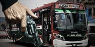 Conductor de transporte público es baleado en plena ruta en San Juan de Lurigancho y maneja herido hasta hospital de Canto Grande