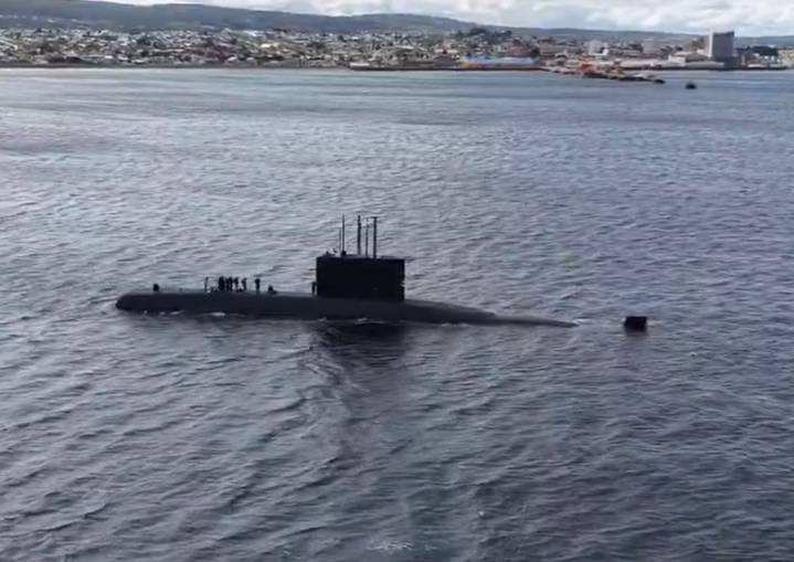 Submarino chileno Thomson realiza visita operacional a la 12 Zona Naval en Puerto Vallarta