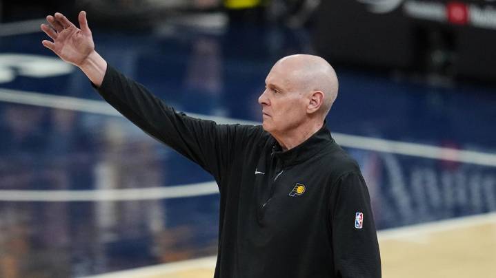 Indiana Pacers extend Rick Carlisle's contract