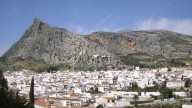 Varias personas sufren lesiones oculares tras subirse a los coches de choque en la feria de un pueblo de Málaga