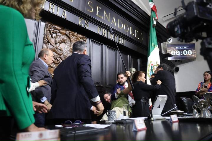 Línea de tiempo: Incidentes violentos en el Congreso mexicano