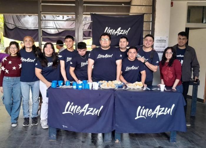 FH: Compartieron chocolatada con estudiantes