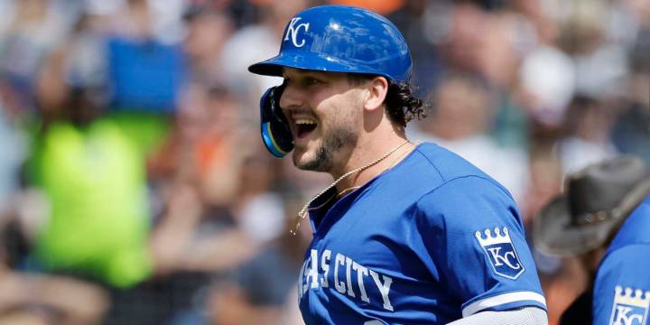 Vinnie Pasquantino homers in comeback Royals win over Tigers