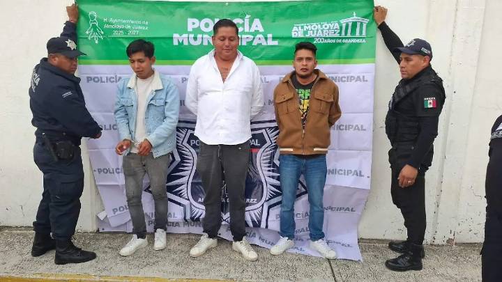 Policía de Almoloya de Juárez detuvo a tres hombres por presunta extorsión